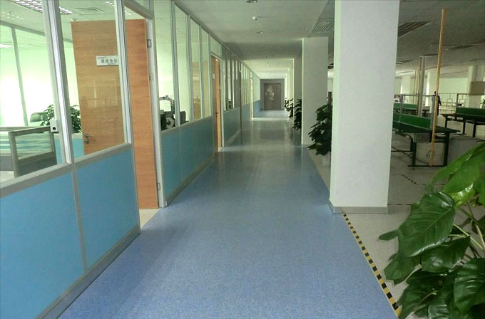 浅谈环氧树脂地坪漆的发展方向.jpg 浅谈环氧树脂地坪漆的发展方向