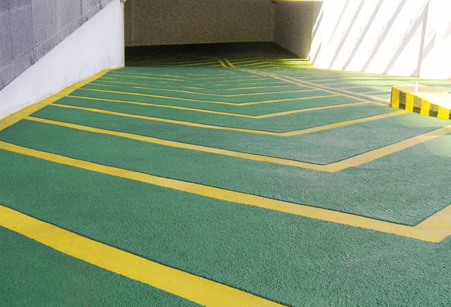 浅谈防滑地面涂料.jpg 浅谈防滑地面涂料